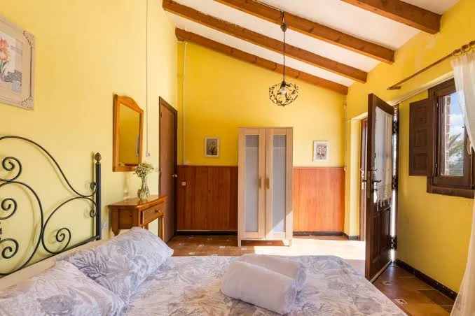Dormitorio rústico señorial S. XIX